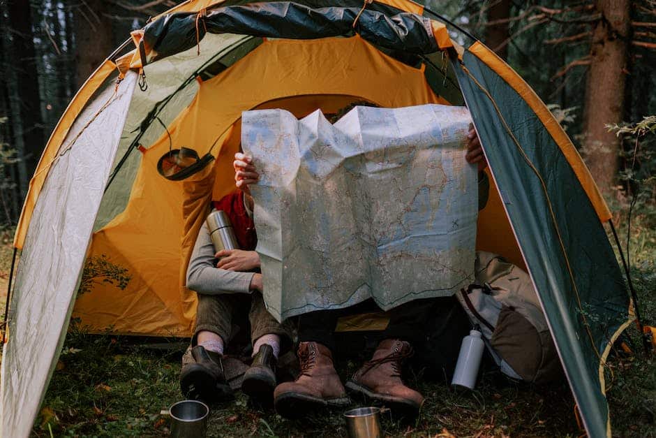 how to camp outside without a tent